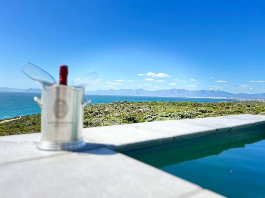 Ocean Retreat, Romansbaai Gansbaai Bagian luar foto